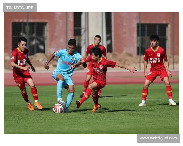 邵阳绝平展顽强斗志衡阳球员头球帽子戏法狂入六球