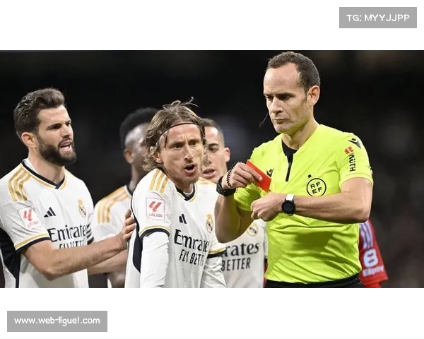 西甲裁判体系引入视频回放项目 技术委员会推进判罚透明化